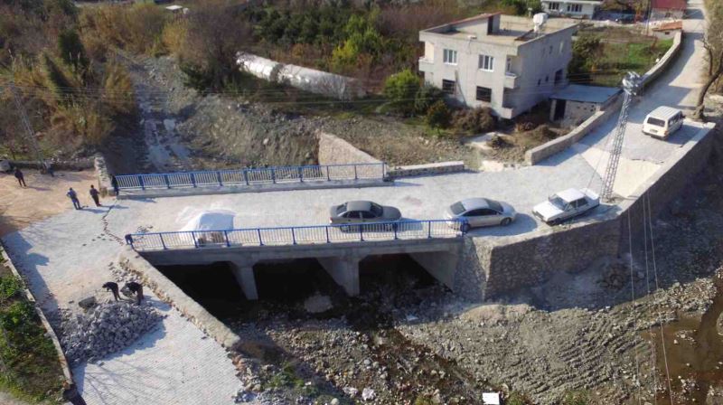 DEFNE ÜÇ GÖZLÜ KÖPRÜSÜNE KAVUŞTU