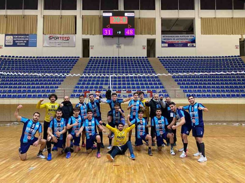 MAVİ-BEYAZLILAR VAN DEPLASMANINDAN MUTLU DÖNÜYOR