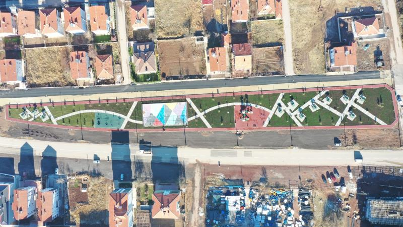 LATİF EMEKLİ PARKI AÇILIŞA HAZIR HALE GELDİ