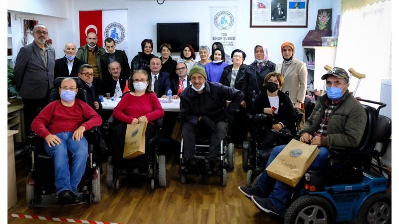 BELEDİYE BAŞKANIMIZ BARIŞ AYHAN TSD SİNOP ŞUBESİNİ ZİYARET ETTİ