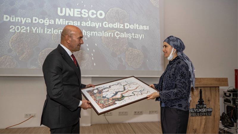 Soyer: “İzmir’de doğan her çocuk, flamingolarla birlikte büyüdüğünü bilmeli”