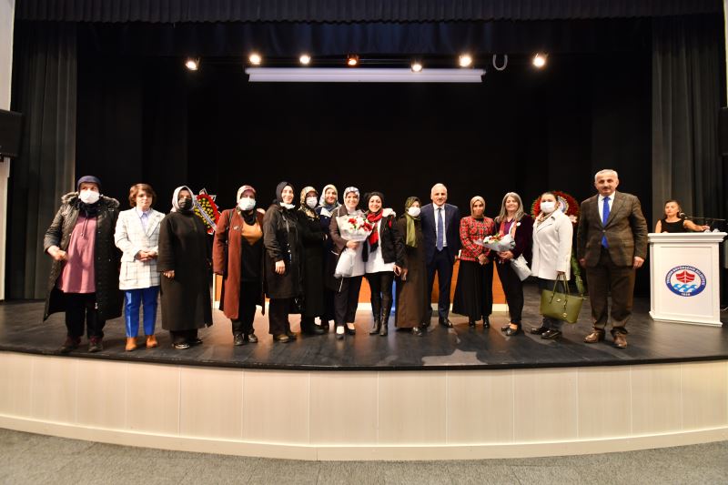 KADINLARIMIZA POZİTİF AYRIMCILIK YAPIYORUZ