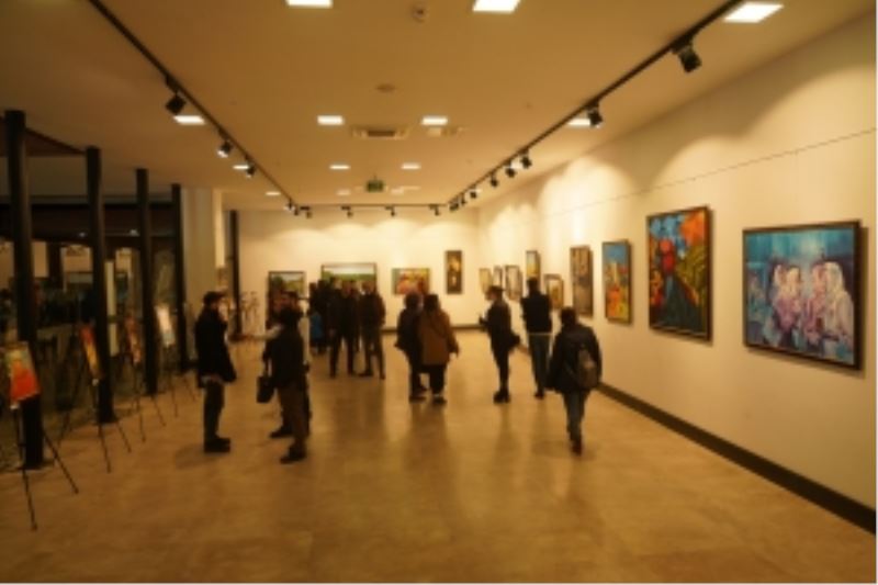 Diyarbakırlı ressamların karma sergisi açıldı