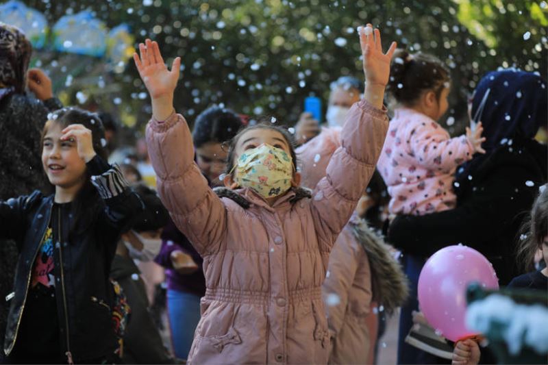 Cam Piramit’te yeni yıl coşkusu devam ediyor
