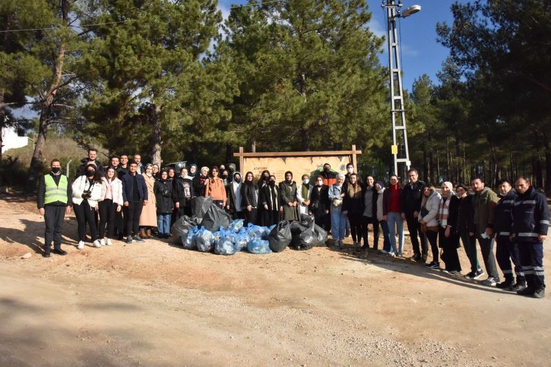 BİLECİK BELEDİYESİNDEN ŞEYH EDEBALİ ÜNİVERSİTE ÖĞRENCİLERİNİN ÖRNEK DAVRANIŞINA DESTEK!