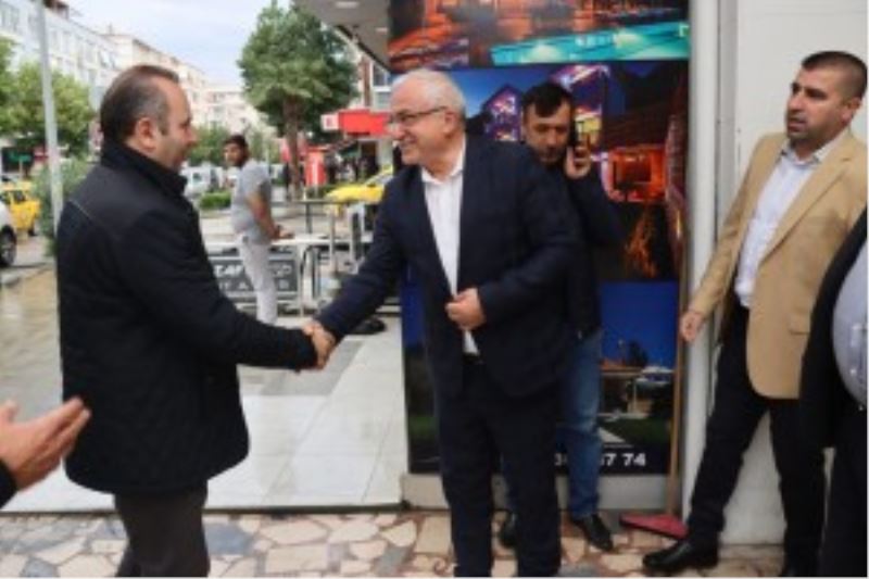 BAŞKAN VEKİLİ TUTUK HER FIRSATTA ESNAF VE HEMŞEHRİLERİYLE BİRLİKTE