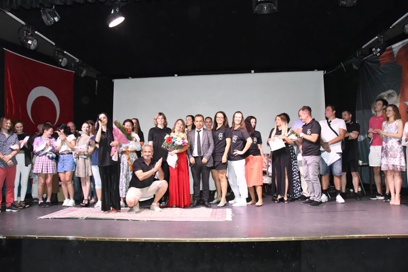 2. Uluslararası Rusça Konuşanlar Amatör Tiyatro Festivali başladı