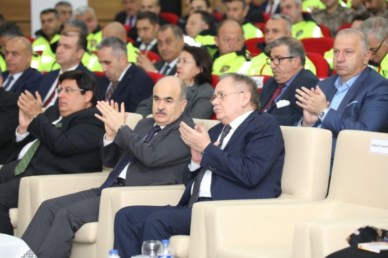 Başkan Demir: Otobüs filomuzu elektrikli otobüslere döndüreceğiz