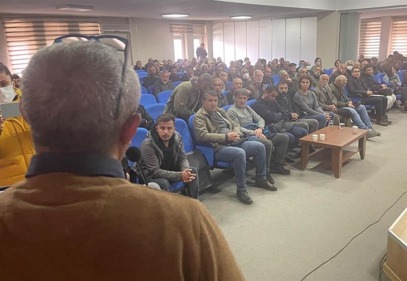 Belediyemizden Su ve Ulaşım Fiyatlarına Dair Halk Toplantısı