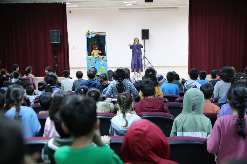 BÜYÜKŞEHİR, DÜNYA ÇOCUK HAKLARI GÜNÜ DOLAYISIYLA ‘NEŞELİ NOTALAR ÇOCUK KONSERİ’ GERÇEKLEŞTİRDİ