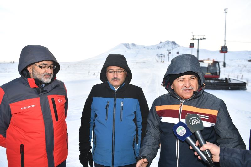 Başkan Büyükkılıç ve Vali Çiçek’ten Erciyes’te İnceleme