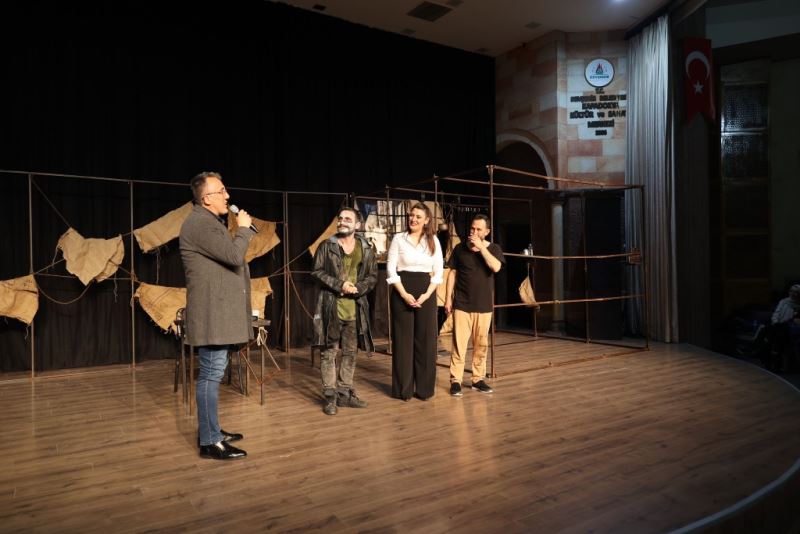 “İçimizdeki Kafes” Nevşehir’de Sahnelendi