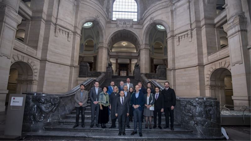 Soyer: “Daha çok dünya kentinde İzmir ofisleri açmaya devam edeceğiz”