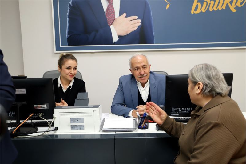 AKDENİZ BELEDİYE BAŞKANI GÜLTAK BEYAZ MASADA!