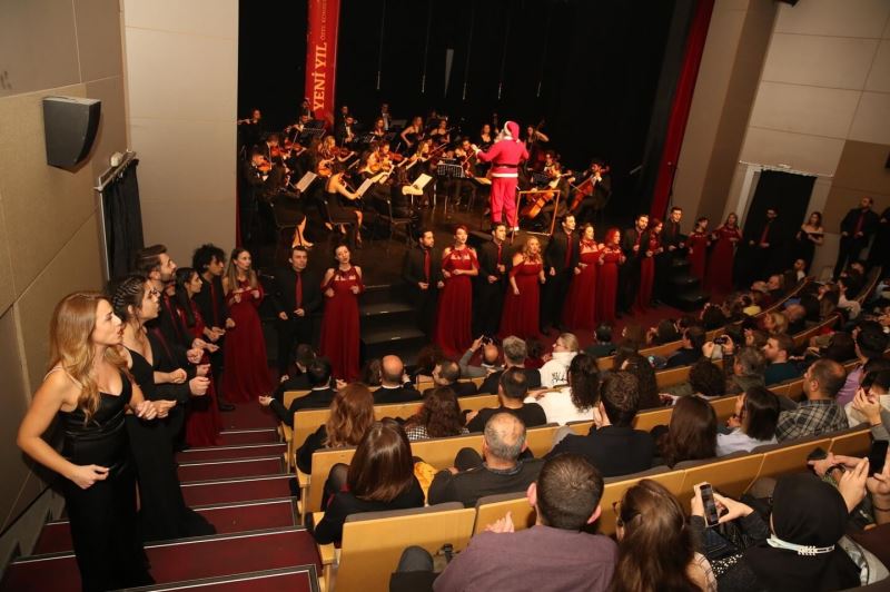 Yeni yılı özel konserle karşıladılar