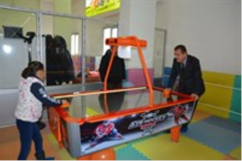 Belediye Başkanlığımız tarafından 3 Aralık Dünya Engelliler Günü nedeniyle Özel Eğitim Okulu öğrencilerine yönelik etkinlik düzenlendi