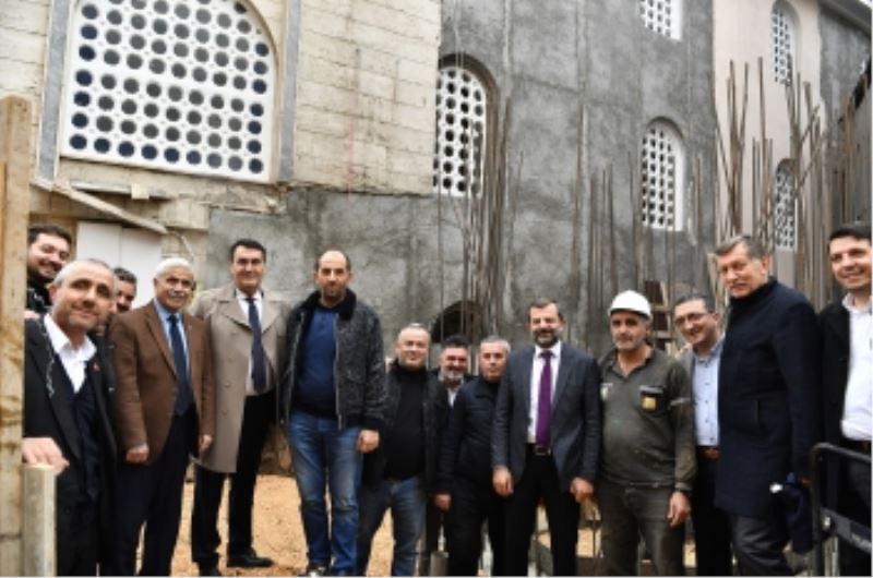 Elmasbahçeler Merkez Camii’ne Yeni Minare
