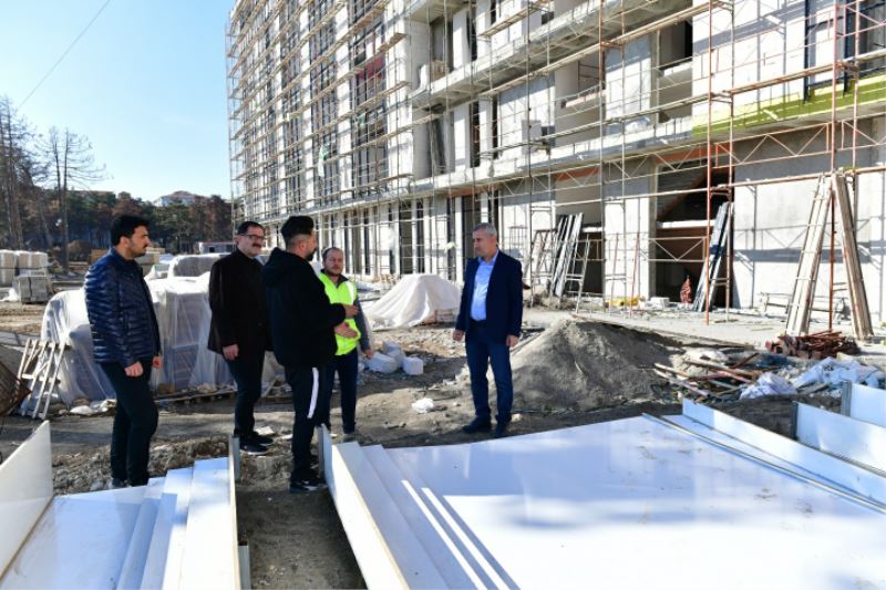 “Belediye Hizmet Binamız İle Millet Bahçemiz Kentimizin Silüetine Farklı Bir Güzellik Katacak”