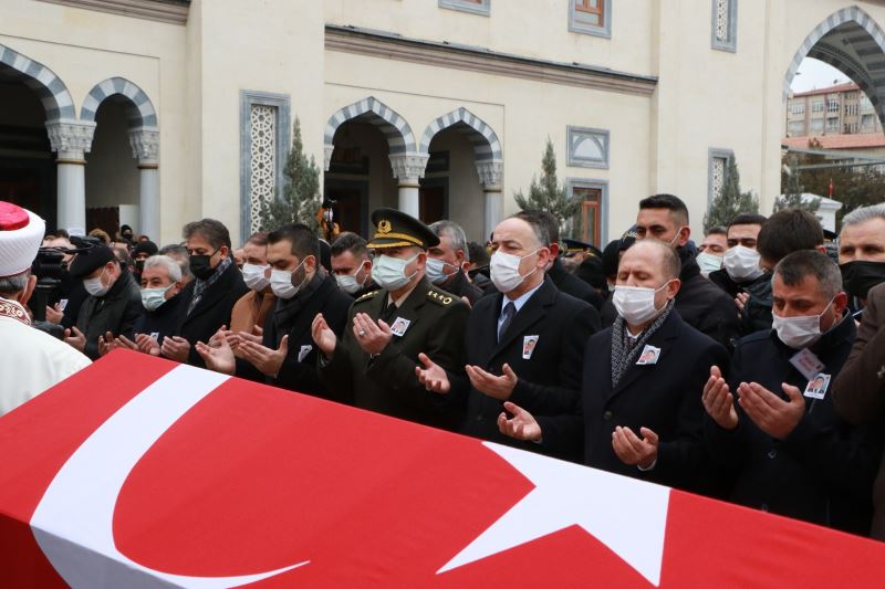 ŞEHİDİMİZ AYBERK SOYUTEMİZ’İ DUALAR İLE UĞURLADIK