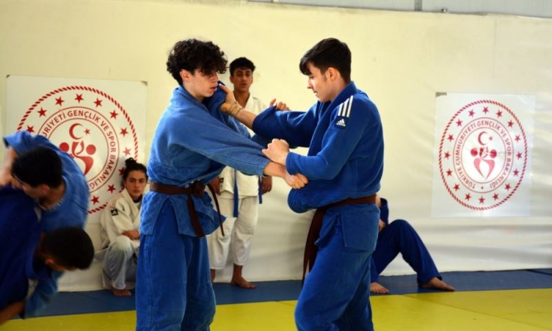 BBSK Sporcuları Ortak Judo Antrenmanı Yaptı