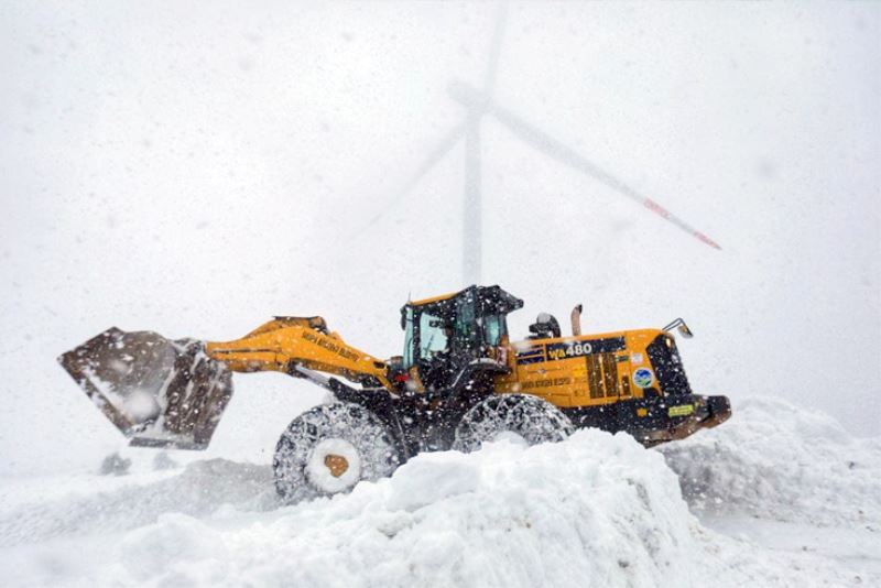 Büyükşehir şehrin merkezinden en uzak noktasına kadar müdahalelerini sürdürüyor