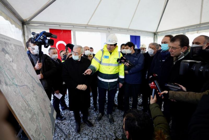 İMAMOĞLU’NDAN ‘İSKİ’ UYARISI: BUNUN ANLAMI ‘16 MİLYON İSTANBULLUYA SU VERME’ DEMEKTİR