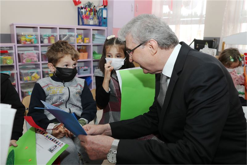 Başkan Yüce’den tatil mesajı: “Siz karın tadını çıkarın biz 7/24 nöbetteyiz”