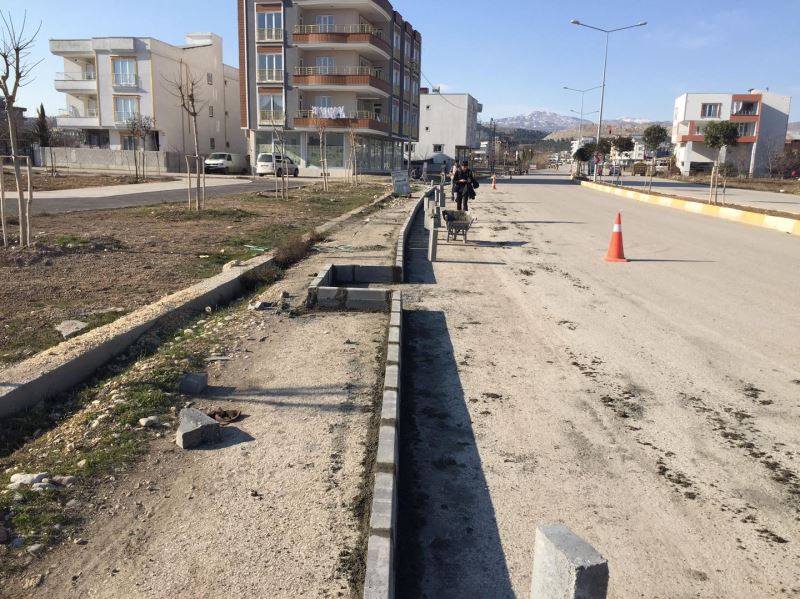 SİTELER MAHALLESİ’NDE KALDIRIM DÜZENLEME ÇALIŞMASI