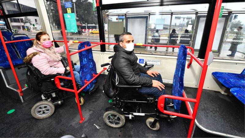 ESHOT otobüslerine tekerlekli sandalye ayarı