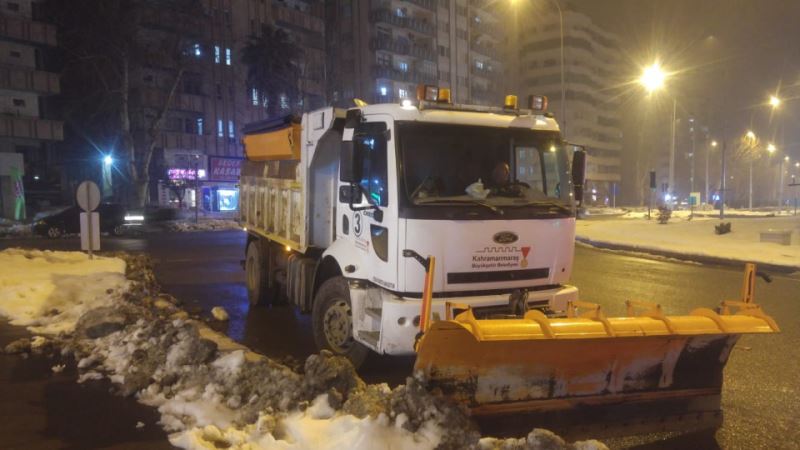 Büyükşehir Kar Nöbetinde
