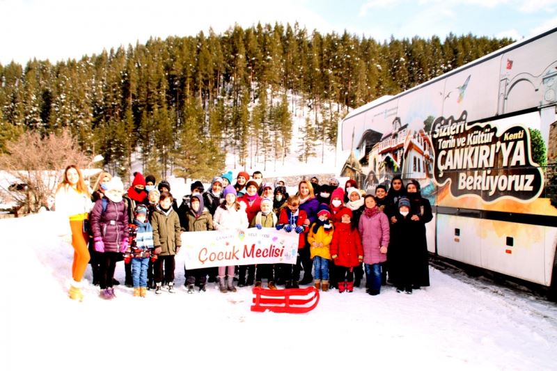 Çocuk Meclisi Yarıyıl Tatilini Karda Bitirdi