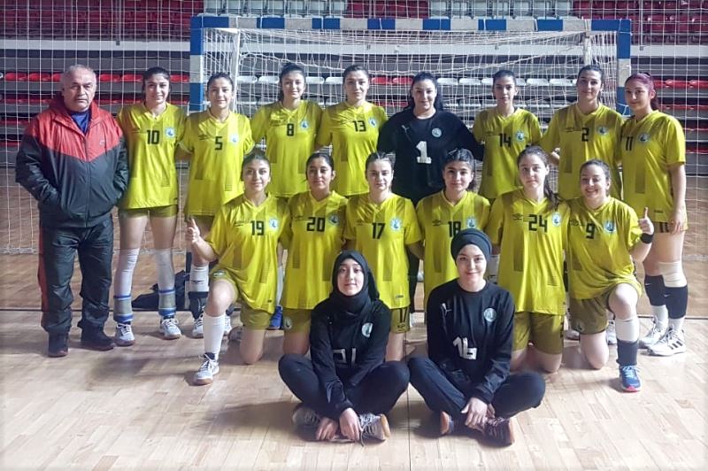 BAYAN HENTBOL TAKIMIMIZ GALİBİYET SERİSİNİ BOZMADI…