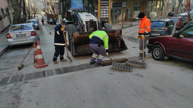 MAZGALLARDA TEMİZLİK ÇALIŞMASI YAPILDI