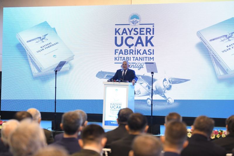 Büyükşehir’in Kayseri Uçak Fabrikası Kitabı Tanıtım Töreni Bakan Akar’ın Katılımı ile Gerçekleşti