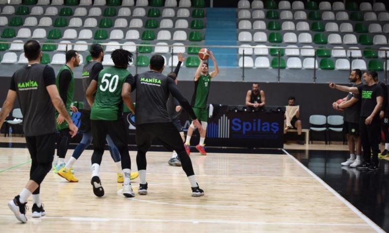 Manisa’nın Dev Adamları OGM Ormanspor Maçına Hazırlanıyor