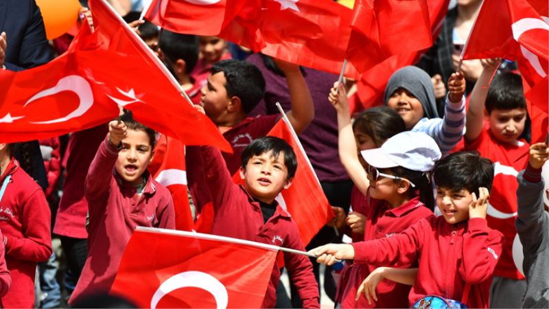 23 Nisan coşkusu Menemen’de başladı