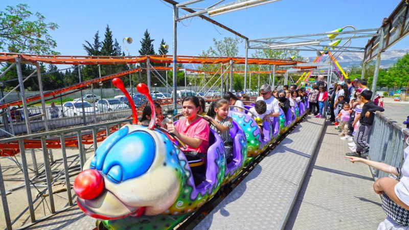 Minikler Lunapark’ta Doyasıya Eğlendi