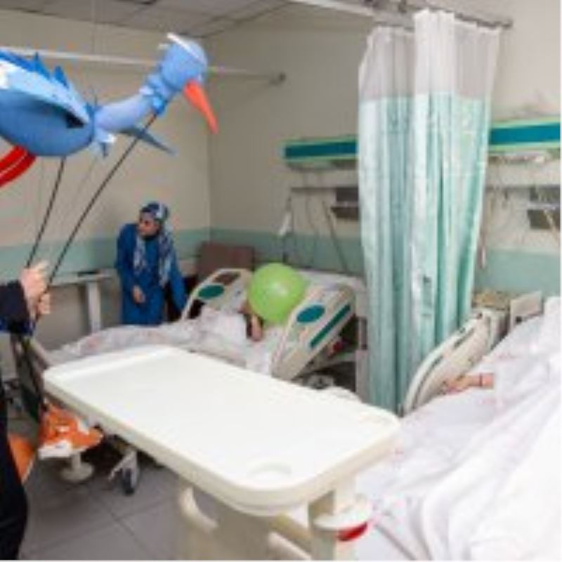 Ameliyat öncesi kuklalı terapi