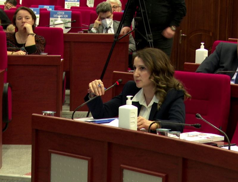 DİLEK YALÇIN, “15 YILDIR ÇİFTÇİNİN YÜZÜNE BAKMAYAN BİZ DEĞİLİZ”