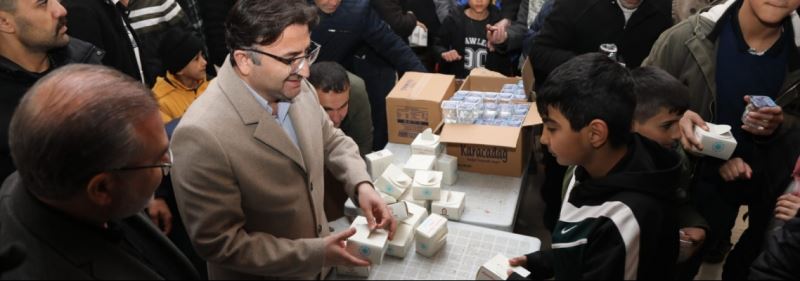 Berat Kandil’inde Vatandaşlara Kandil Simidi Dağıtıldı