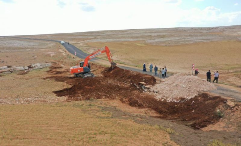 Büyükşehir Belediyesi’nden Deforme Olan Yollarda Bakım Ve Onarım Çalışması
