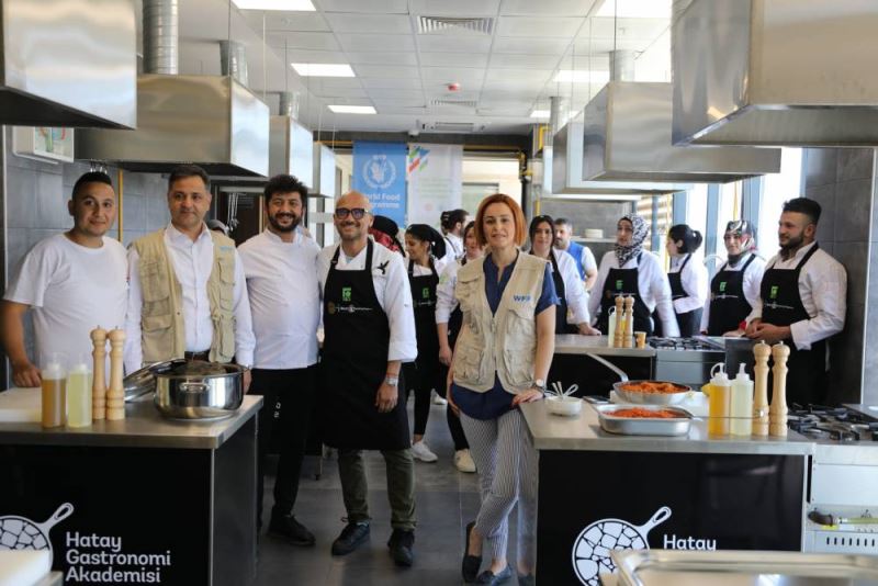 GASTRONOMİ AKADEMİSİ DÜNYA MUTFAĞINA EV SAHİPLİĞİ YAPIYOR