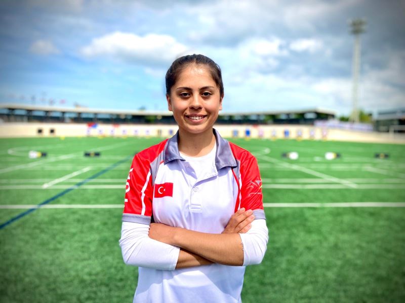 Büyükşehir Okçusu Hazal Dünya Şampiyonu Oldu