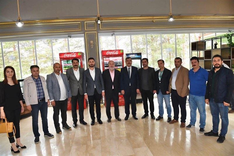 BAŞKAN ASYA, BAŞARILI ÖĞRENCİLERİ GÖLETLİ PARK’TA AĞIRLADI