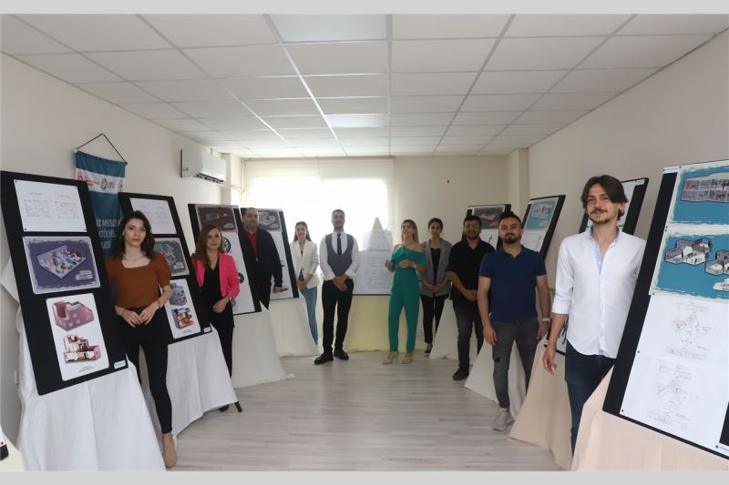 AKDENİZLİ GENÇLER, PROJE EĞİTİM VE UYGULAMA MERKEZİNDE KAZANDIKLARI BECERİLERİ SERGİLEDİ