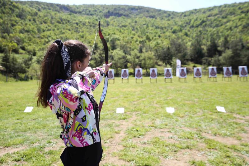 Çocukların okçuluk sporuna ilgisi artıyor