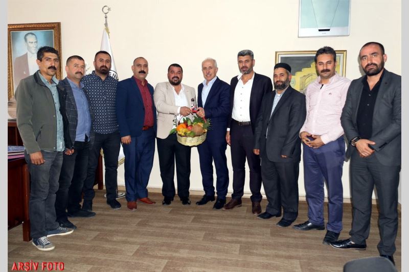 MERSİN PAZARCILAR ESNAF ODASI’NDAN, BAŞKAN GÜLTAK’A TEŞEKKÜR