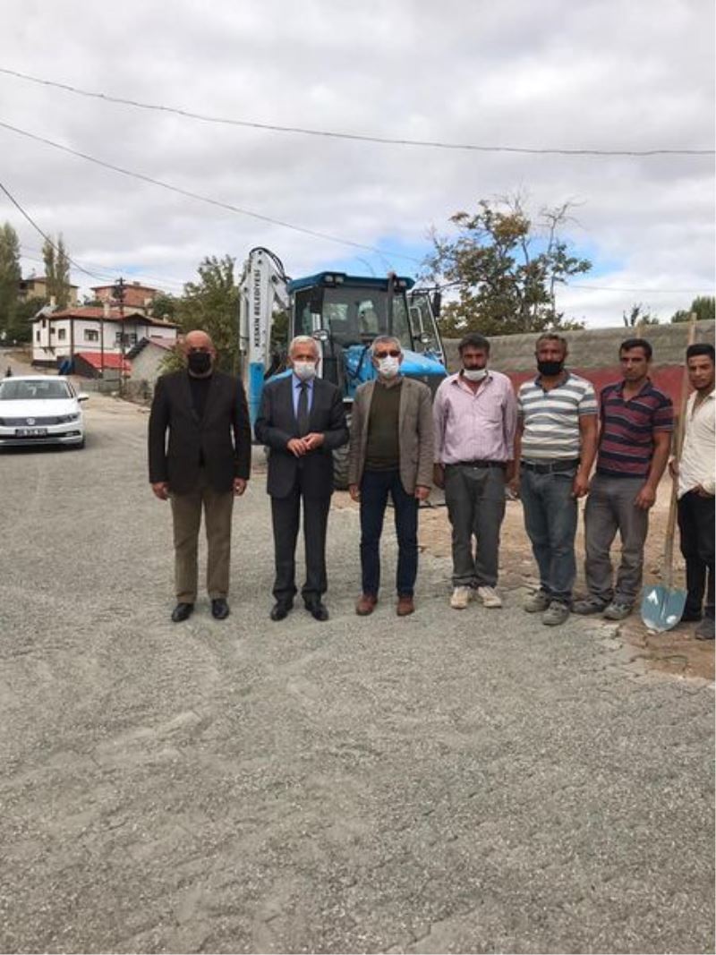 Yol bakım onarım çalışmaları tüm hızıyla devam ediyor