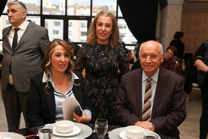 Yenimahalleli Annelere “Anneler Günü” Buluşması