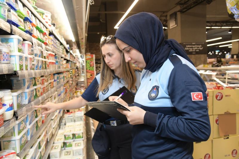 Zabıta Ekipleri Fahiş Fiyat ve Etiket Denetimini Sürdürüyor